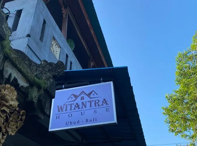Witantra House ホームステイ ウブド